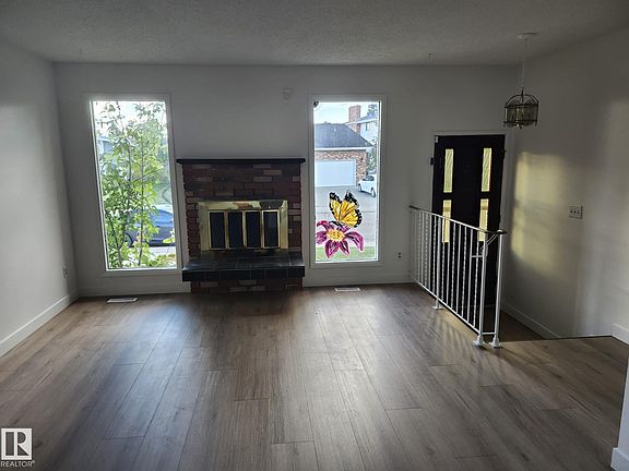 2nd image of 16215 114th St NW