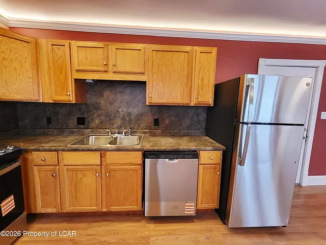 208 Wyoming Ave #3 — Photo 4
