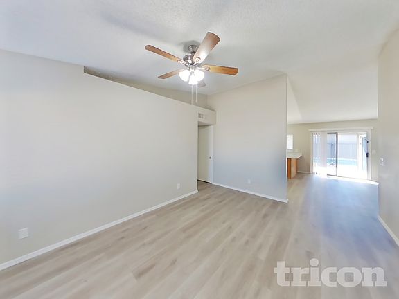 3rd image of 10717 W Campbell Ave