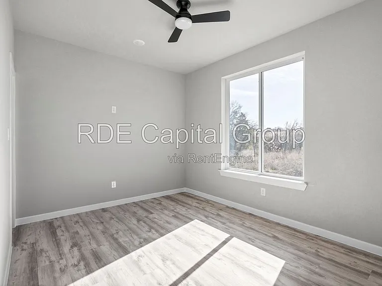 948 S Corinth Street Rd #1 — Photo 49
