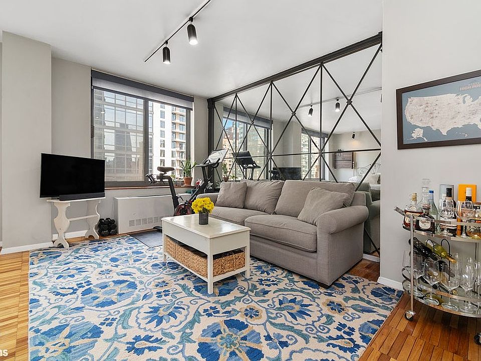 1st image of 300 E 85th St APT 1105