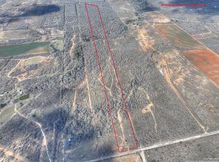 6093 Leal Rd, Pleasanton, TX 78064