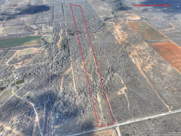 6093 Leal, Pleasanton, TX 78064