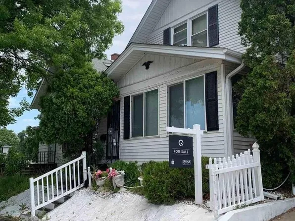 1419 9th St, Rock Island, IL 61201