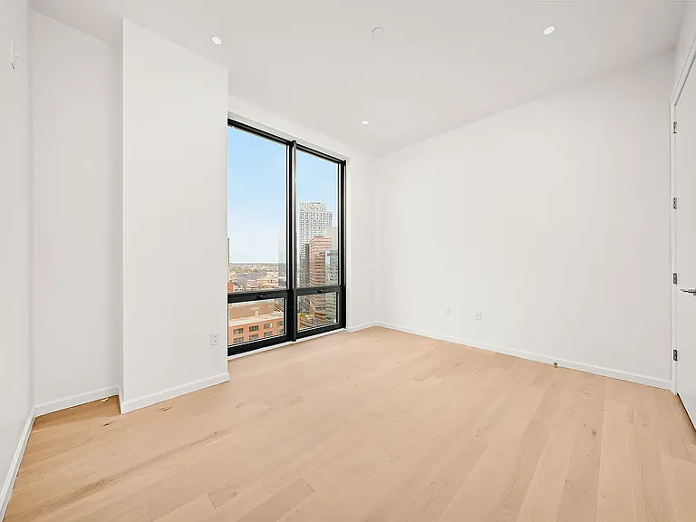 41-15 24th St #2511 — Photo 11