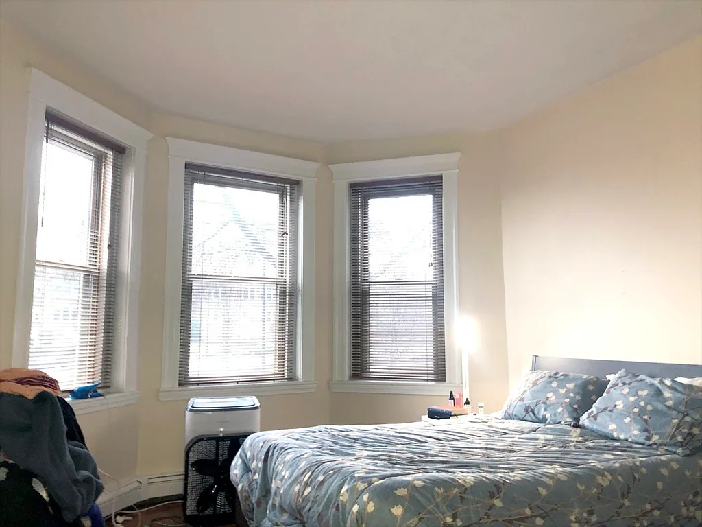 1 bed, 1.0 bath, 544 sqft, $2,100 — Photo 2