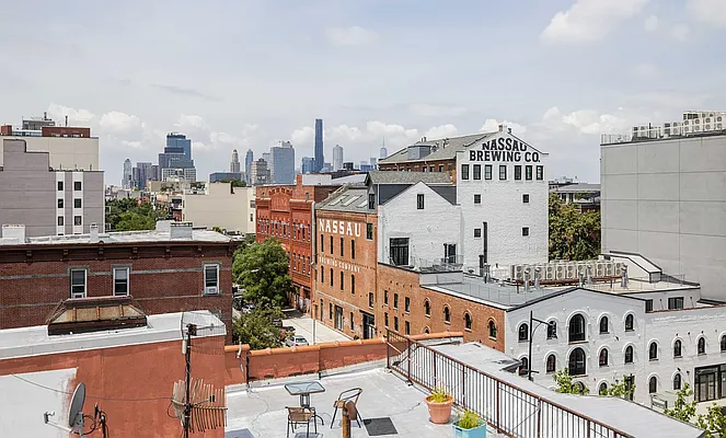 Rented by Hagstrom Management Inc | media 38