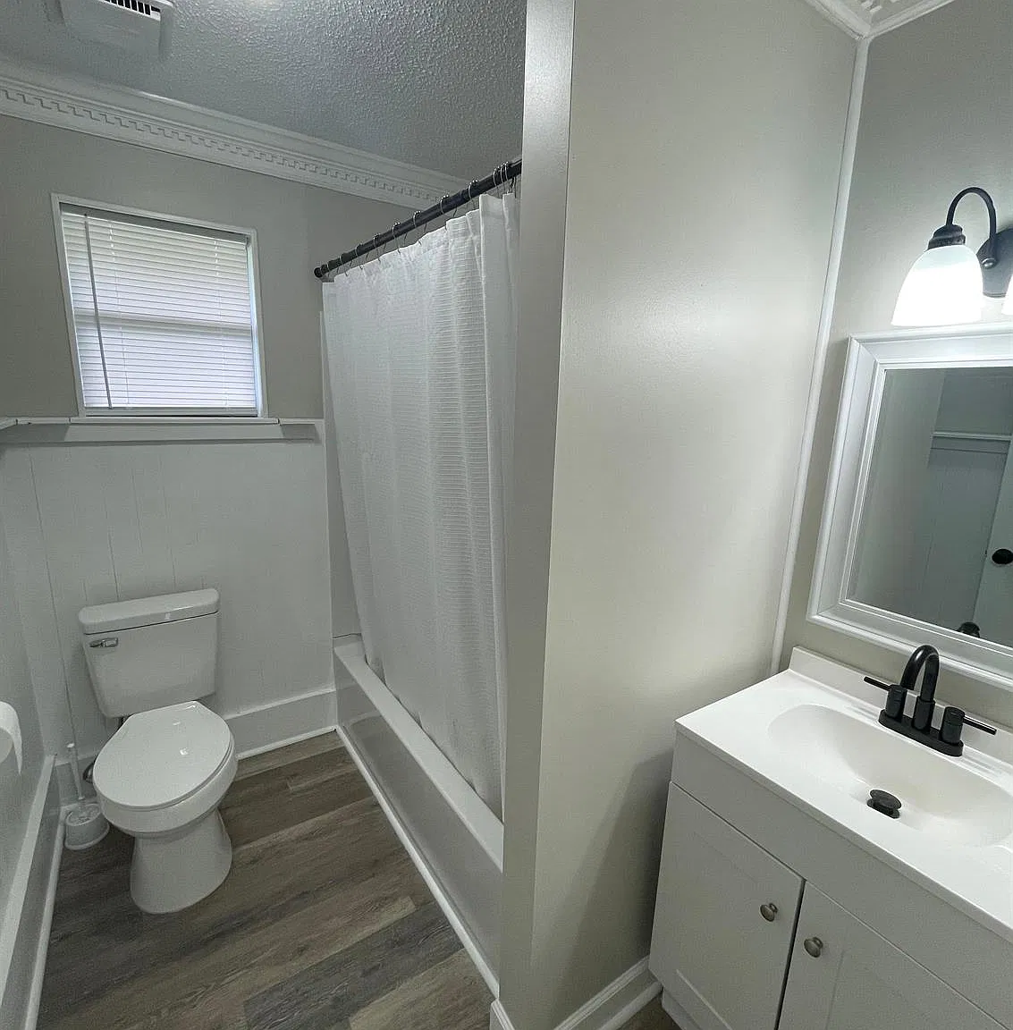 3 bed, 1.5 bath, 1580 sqft, $1,750 — Photo 4