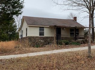 515 Pilgrim Rd, Tuscumbia, AL 35674