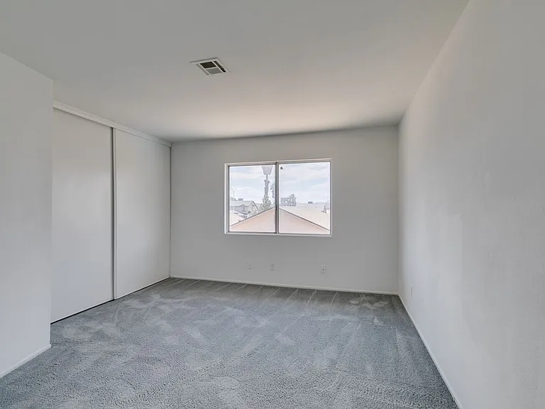 4335 Galore Ave — Photo 27
