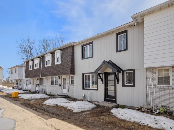 660 Hochelaga Street, 660 Hochelaga St, Ottawa, ON K1K 2E9