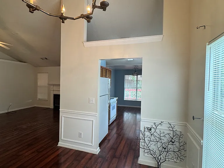 1840 Arborwood Dr — Photo 31