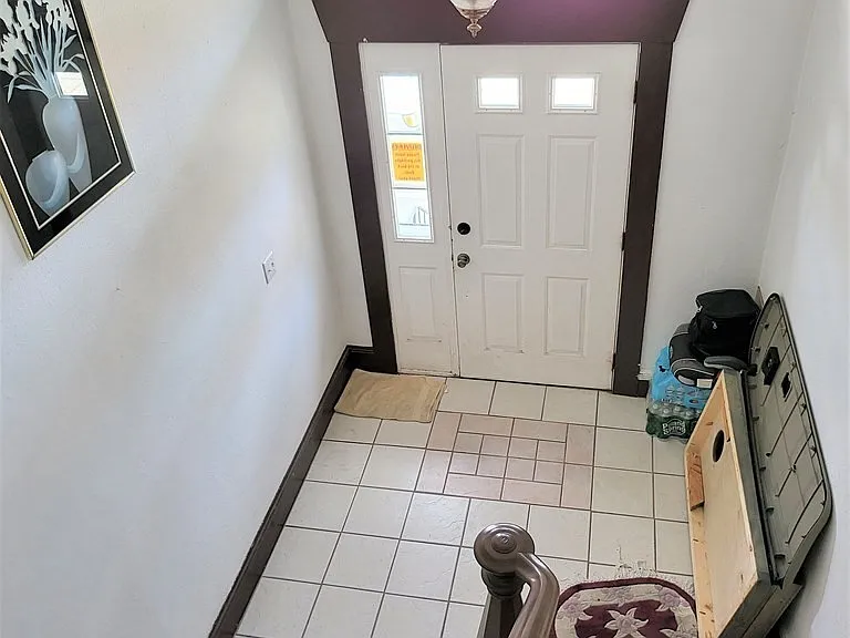 27-27 Saint James St #2 — Photo 14