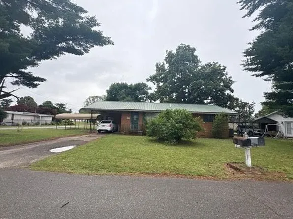 501 McDougal Dr, Malden, MO 63863