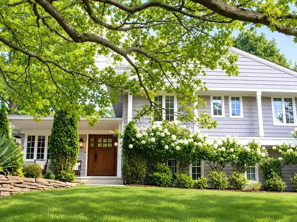 25800 Franklin Park Ct, Franklin, MI 48025