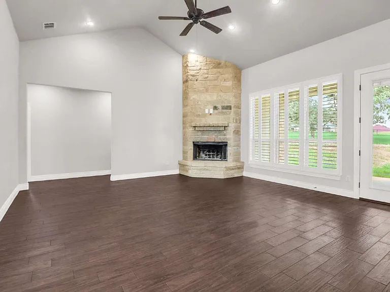 380 Abrego Lake Dr — Photo 18