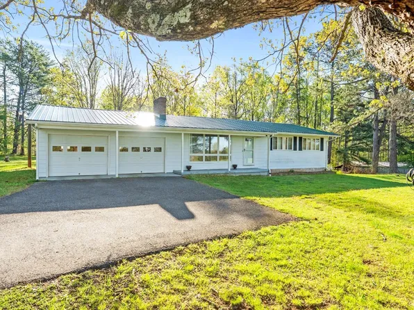 5290 Crumptown Rd, Farmville, VA 23901