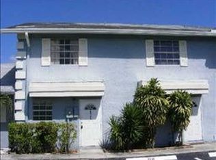 8343 Fairway Rd, Sunrise, FL 33351