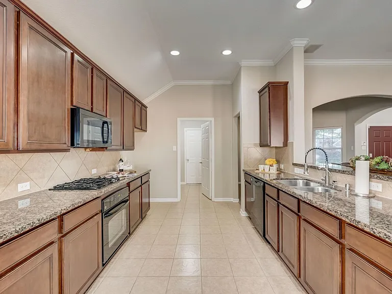 7219 Palmito Ranch Dr — Photo 16
