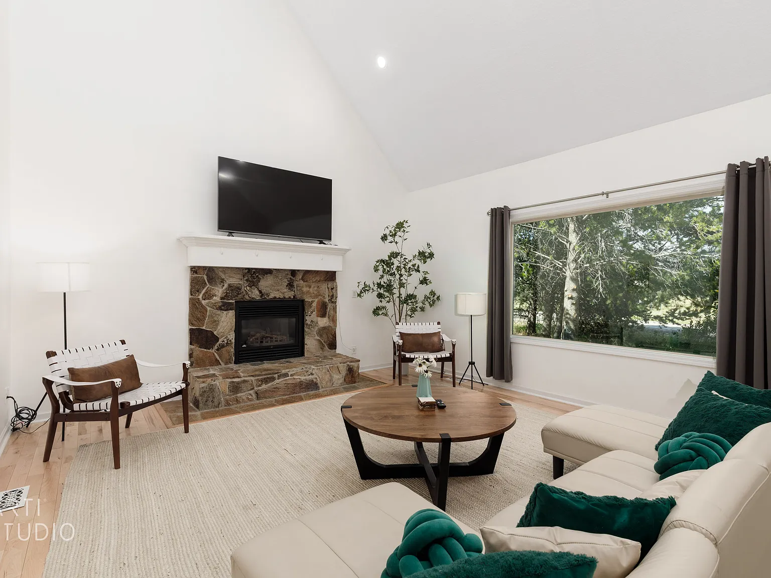 2807 N Ogden Canyon Rd — Photo 3