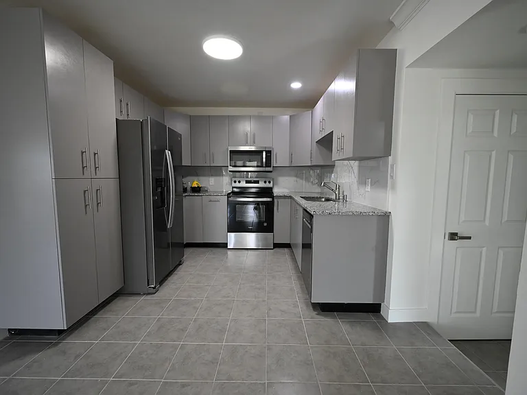 701 107th Ave N #2 — Photo 1