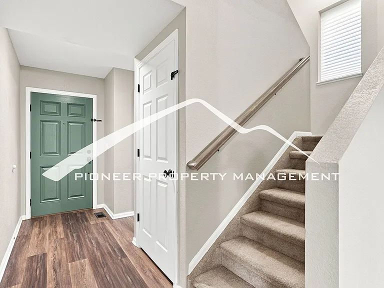 8018 Parsonage Ln — Photo 3
