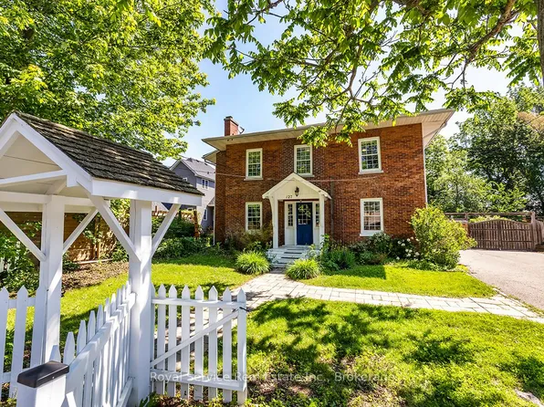 127 Beaver St S, Clarington, ON L1B 1C4