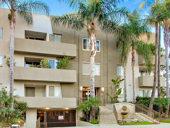 2nd image of 4365 Mammoth Ave #8621524