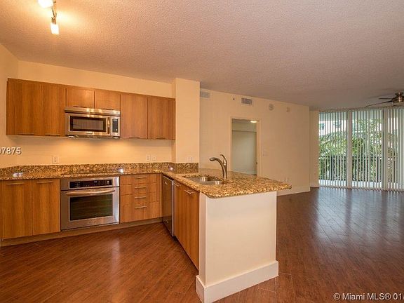 2nd image of 510 NW 84th Ave APT 332