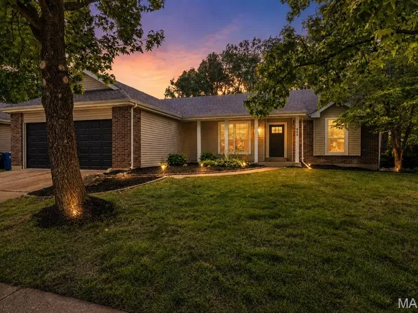 659 Foxtail Dr, Florissant, MO 63034