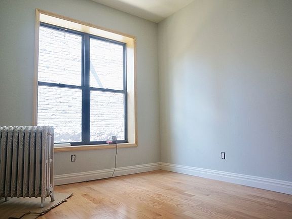 2nd image of 440 Senator St #C3