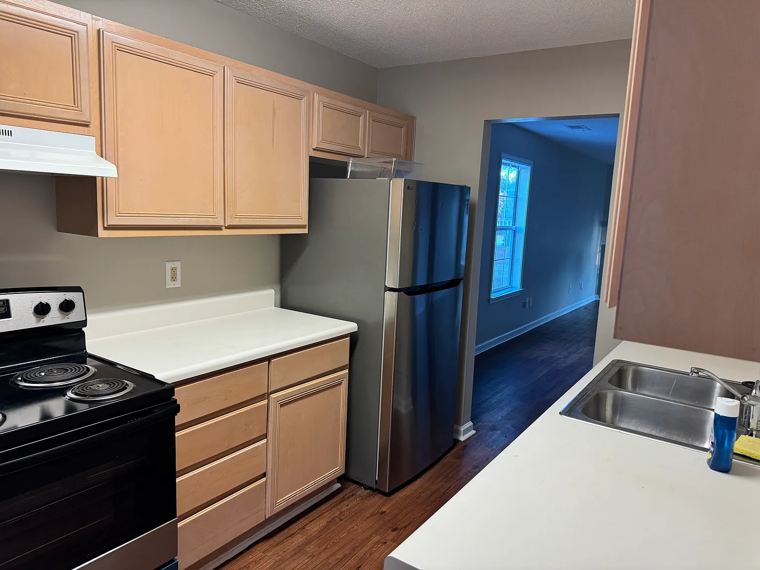 2 bed, 1092 sqft, $1,550 — Photo 3