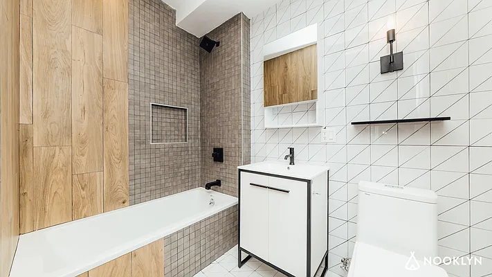 Rented by Nooklyn NYC LLC | media 11