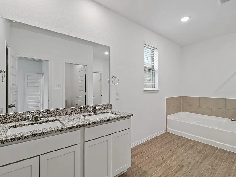 23018 Forebear Dr — Photo 14