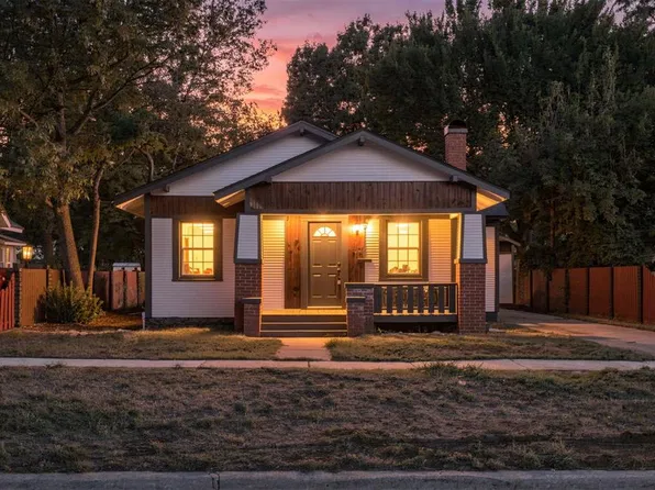 912 S 16th St, Chickasha, OK 73018