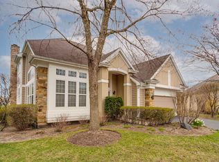 574 Cypress Point Ct, Riverwoods, IL 60015