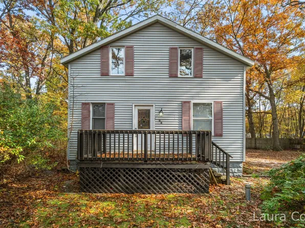 88 N Dangl Rd, Muskegon, MI 49442