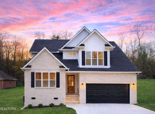 1864 Old Hickory Ln, Lenoir City, TN 37772