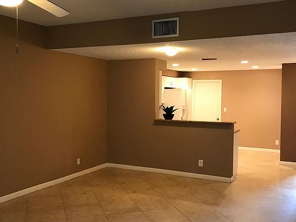 2nd image of 1364 Barcelona Way