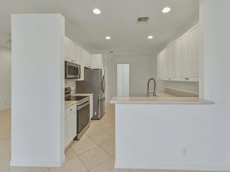 119 Lancaster Rd — Photo 18