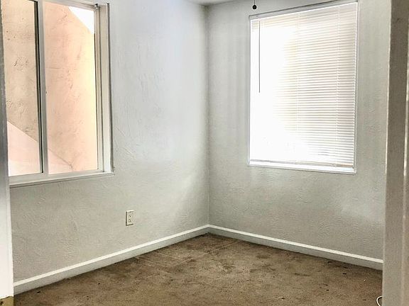 5th image of 3917 Haines St #8746828