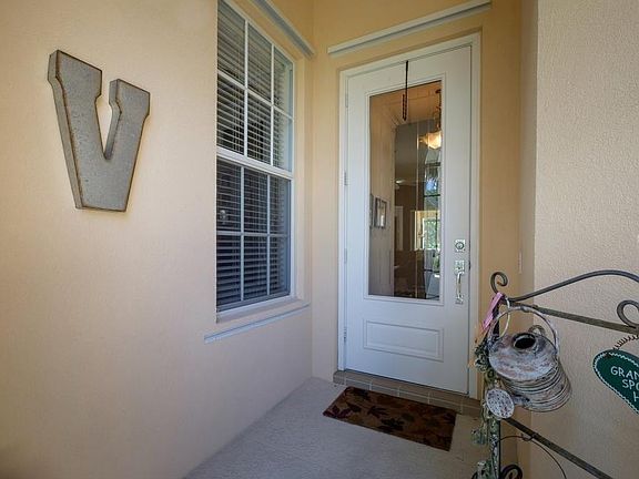3rd image of 5812 Wilena Pl