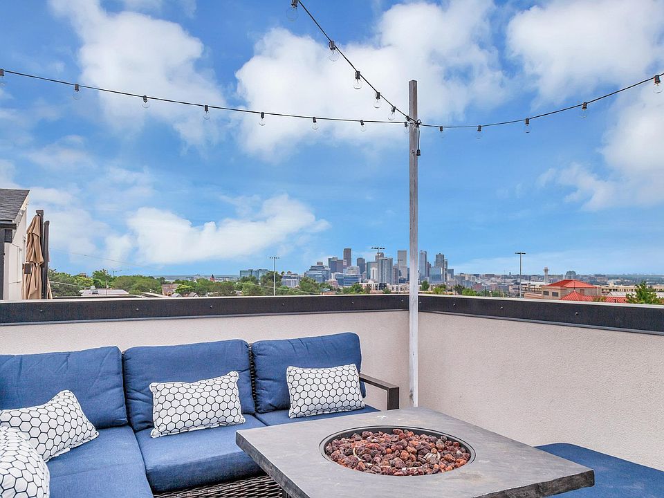Rooftop Deck