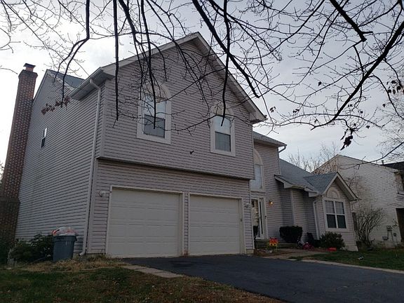 3rd image of 134 Morning Glory Dr