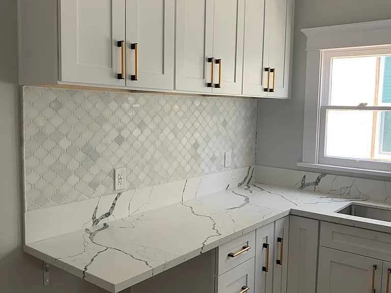 55 Roswell Ave #9 — Photo 45