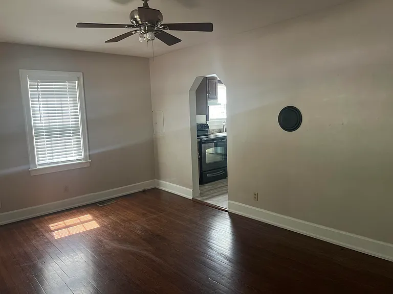 706 Golfview Dr — Photo 5