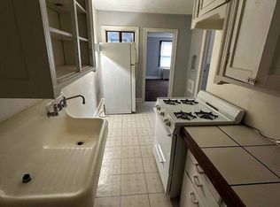 509 3rd St APT 3, Jackson, MI 49203