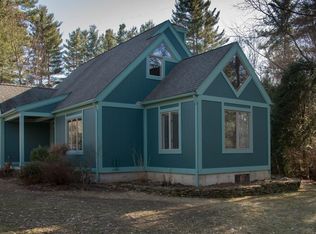 3 Bayberry Ln, Amherst, MA 01002