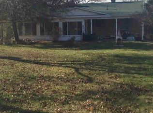 1488 Addis Rd, Holly, MI 48442