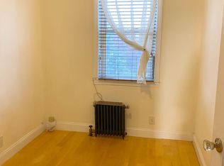 2450 154th St #1, Whitestone, NY 11357